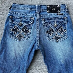 Miss Me Capris Size 28